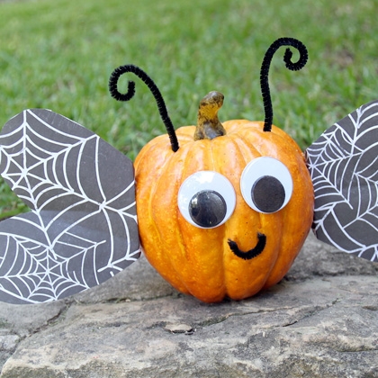halloween-butterfly-pumpkin-craft-photo-420x420-alocurto-001.jpg