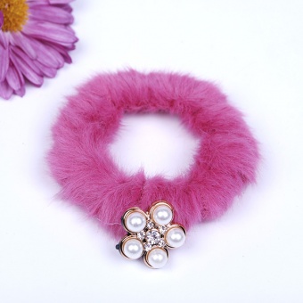 Резинка для волосся , штучне хутро , малинова квітка камінчики  В156-1 фото в интернет-магазине Канц орг