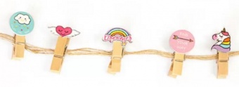Прищіпки декоративні "WB" /1900/ "значки" з мотузкою 3,5 см 10 шт/упак  фото в интернет-магазине Канц орг
