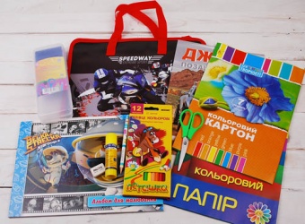 Набір подарунковий для школяра (хлопчику) папка Motorace)+подарунок. фото в интернет-магазине Канц орг
